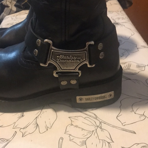 Like new only worn 2 times - Picture 2 of 3